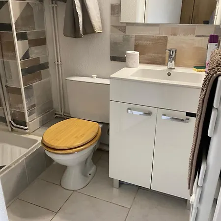 Le Petit Apartment *